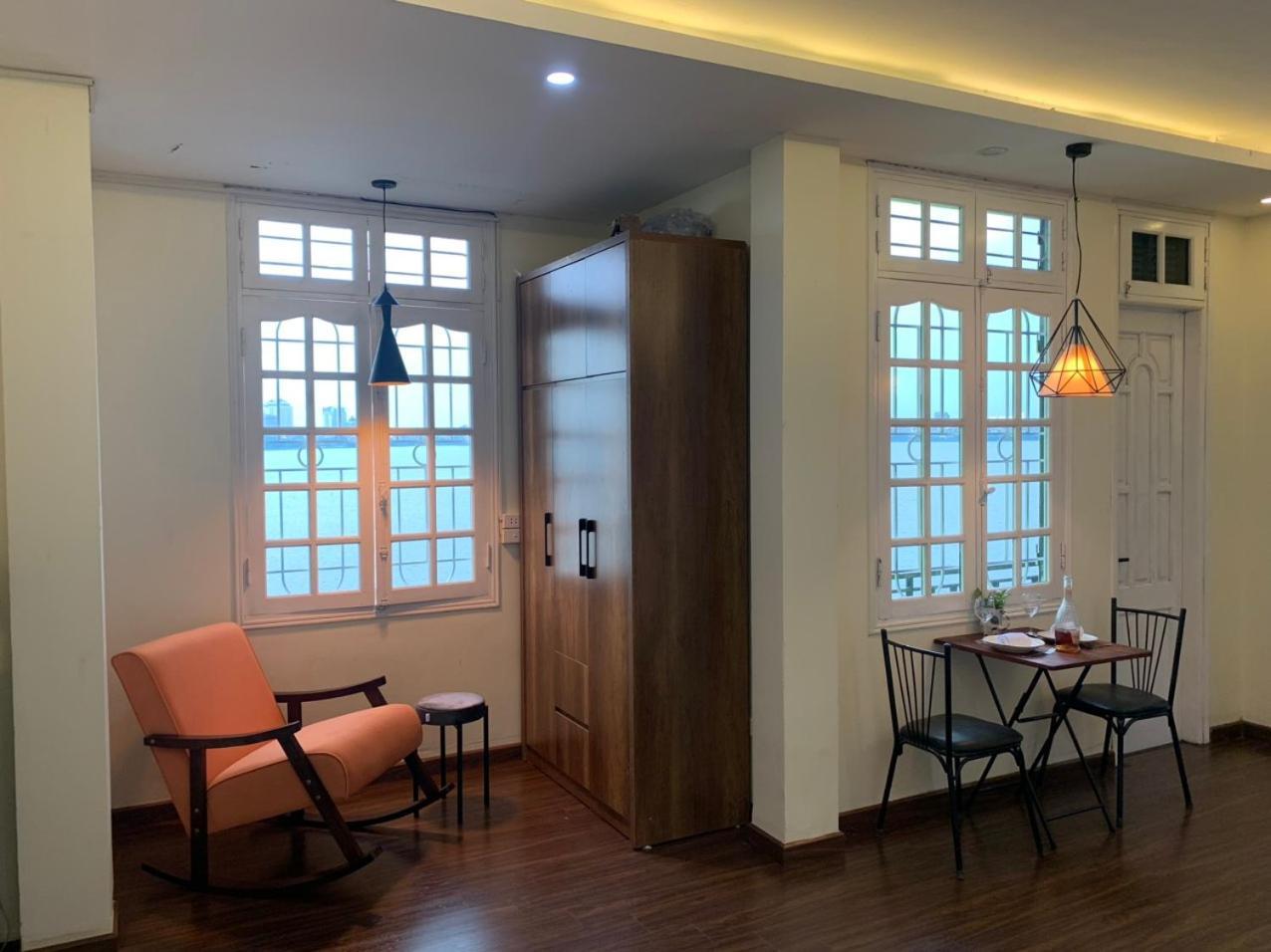 Mhouse Lakeview 4