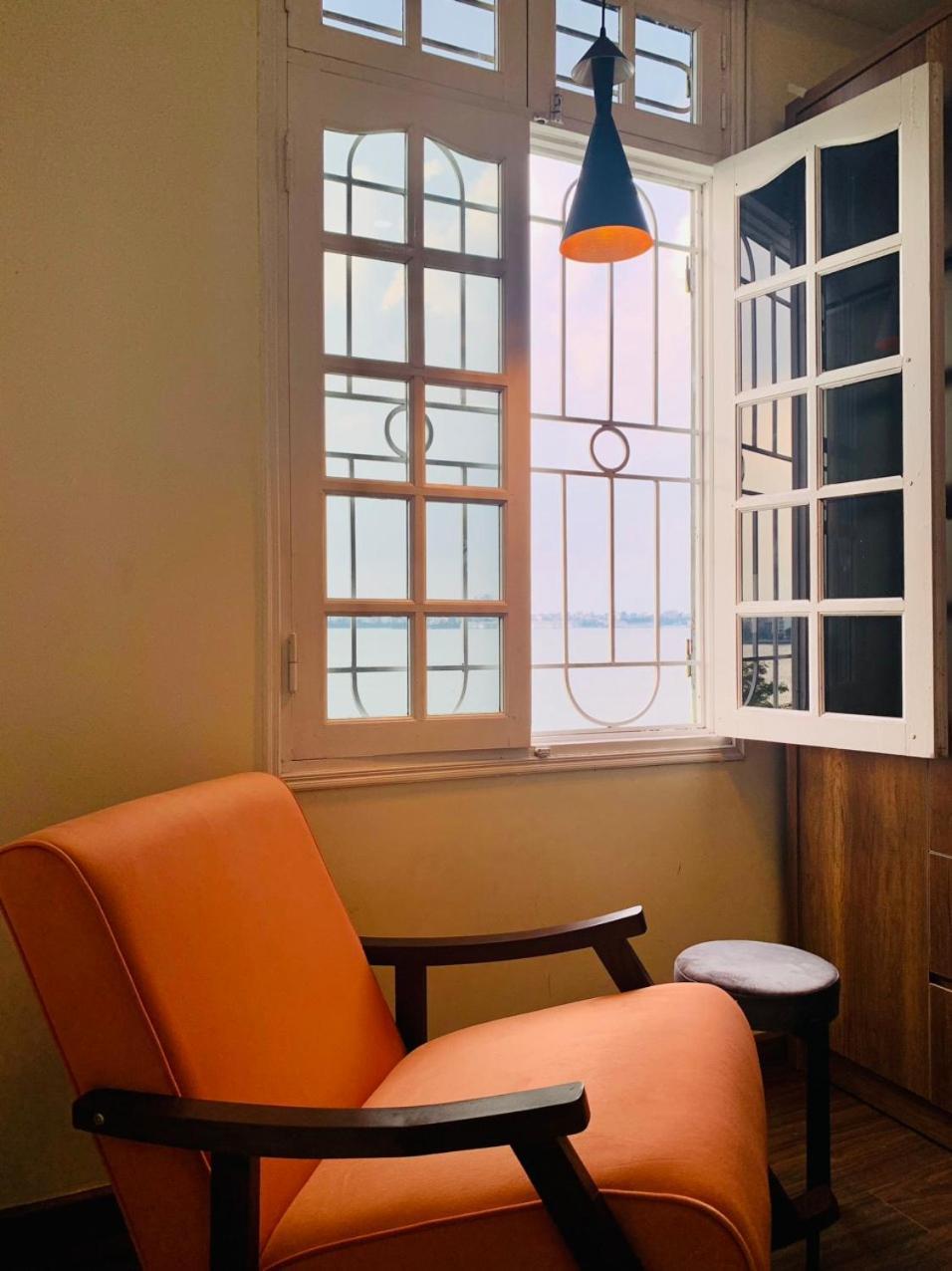 Mhouse Lakeview 4 *